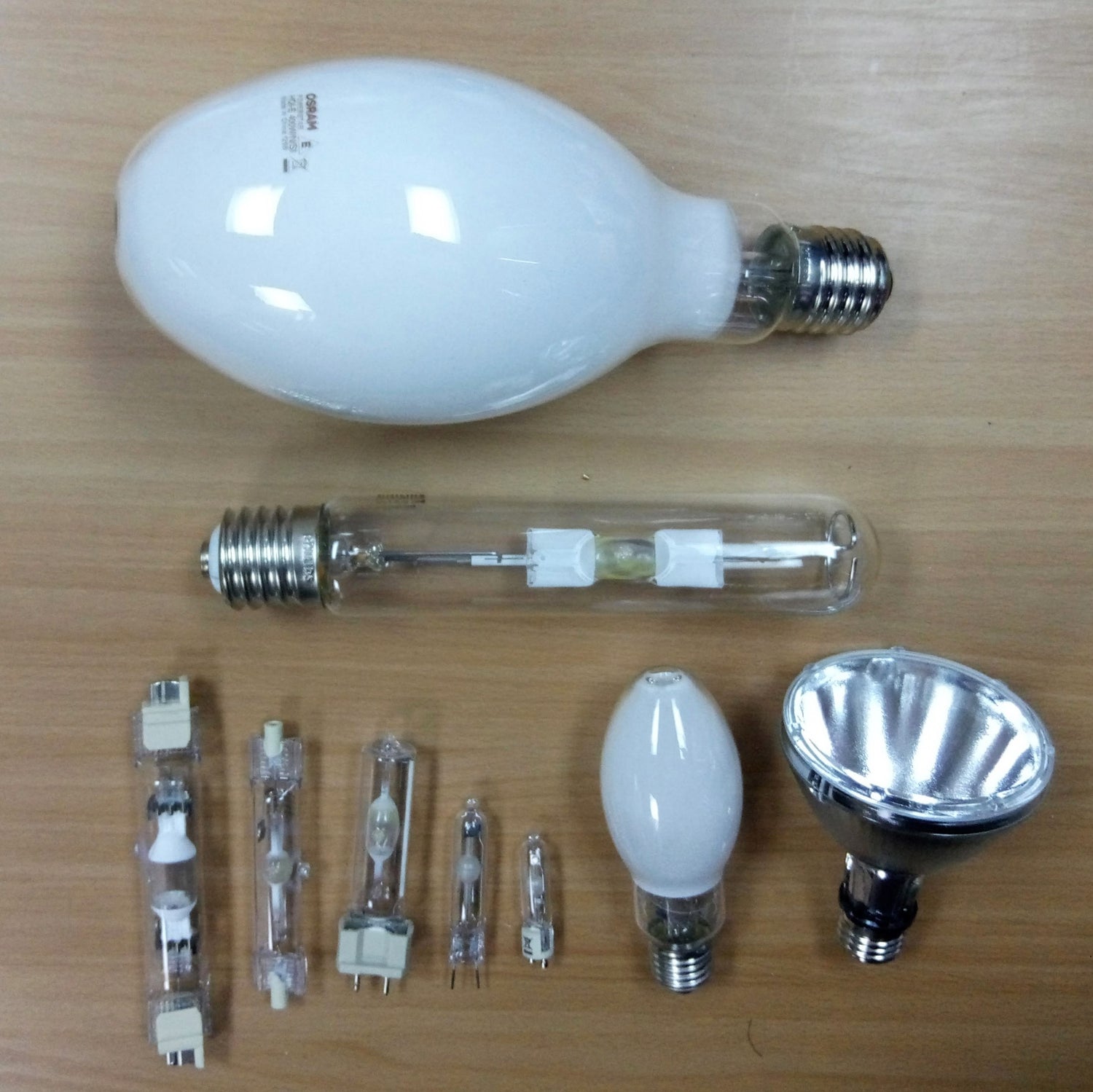 Discharge Bulbs